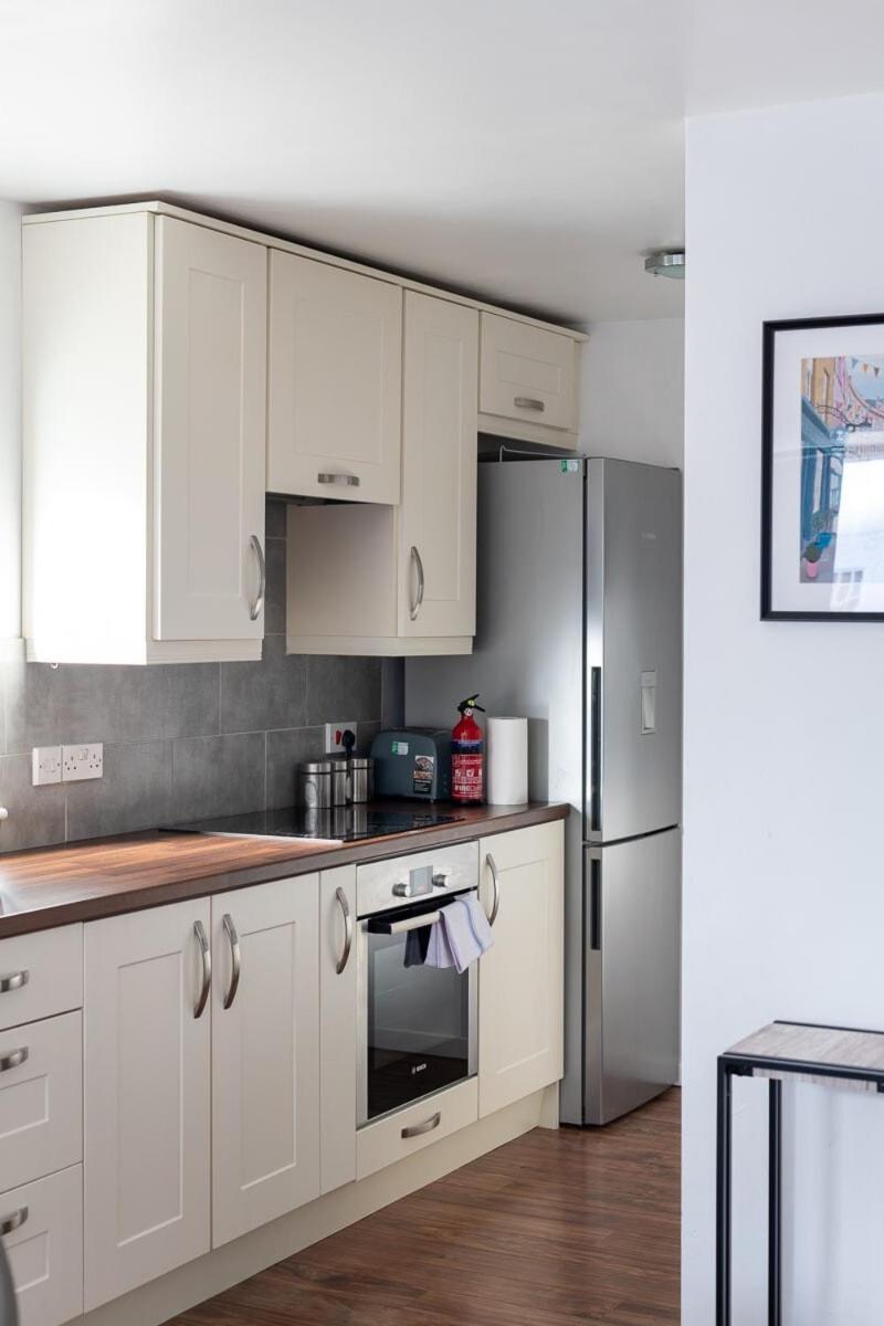 City Center,2 Bedroom Apartment With Parking Cambridge Exterior foto